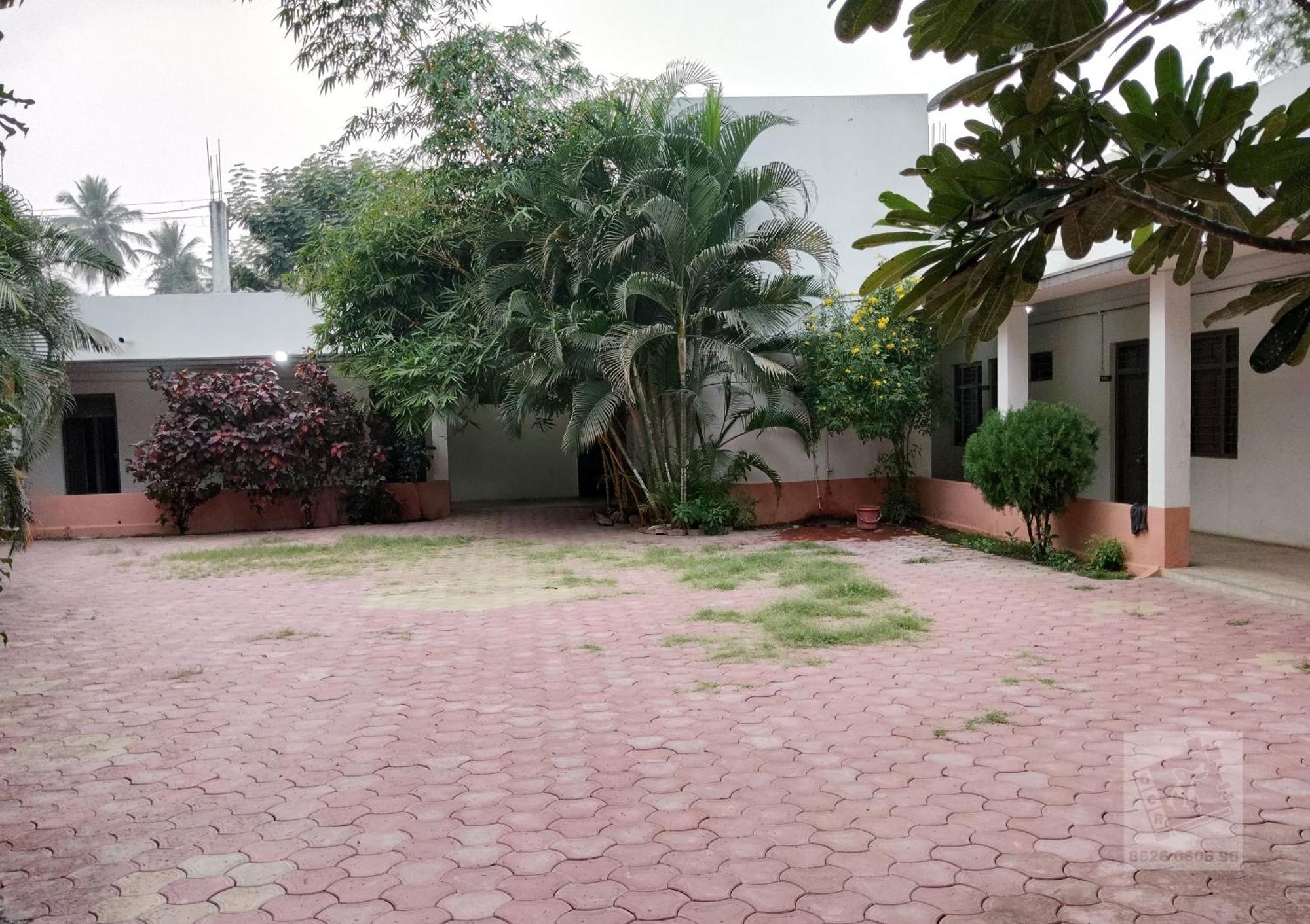 6 Cr Hotel Natraj Railway Station Aurangābād Exterior foto